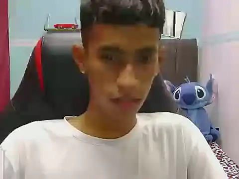 Snapshot of Angelstripboy chatting on April 2026 05:43:02 PM Angelstripboy online show from April 2026 05:43:02 PM