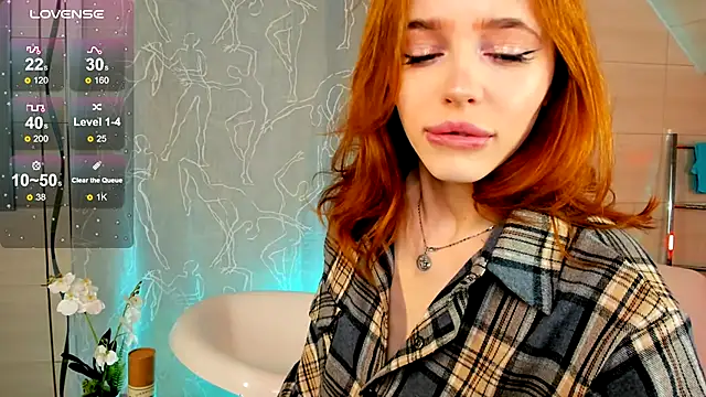 Snapshot of Phoenix_Margo chatting on March 2025 02:27:02 AM Phoenix Margo online show from March 2025 02:27:02 AM