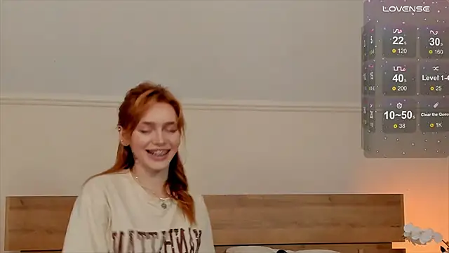 Snapshot of Phoenix_Margo chatting on September 2025 04:12:02 AM Phoenix Margo online show from September 2025 04:12:02 AM