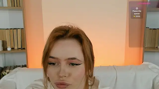 Snapshot of Phoenix_Margo chatting on November 2025 03:39:02 AM Phoenix Margo online show from November 2025 03:39:02 AM