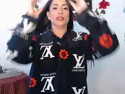 Liamiler01  online show from December 2024 03:37:01 PM