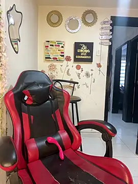 Snapshot of Liamiler01_ chatting on April 2026 12:39:01 PM Liamiler01 online show from April 2026 12:39:01 PM