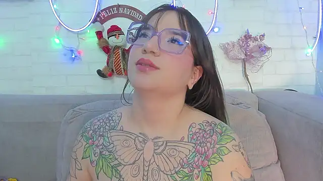 Snapshot of DEVA_BLUE_ chatting on December 2024 08:51:02 AM DEVA BLUE online show from December 2024 08:51:02 AM