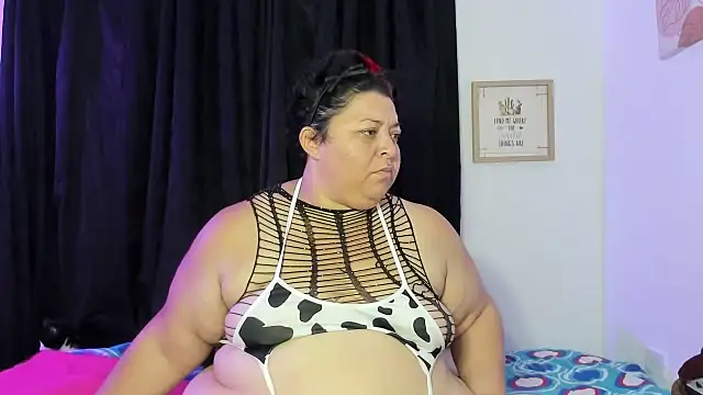 Snapshot of MANDY_GIRL_BBW chatting on October 2025 07:27:02 AM MANDY GIRL BBW online show from October 2025 07:27:02 AM