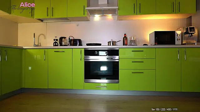 pinkheart  online show from November 2025 03:27:02 PM