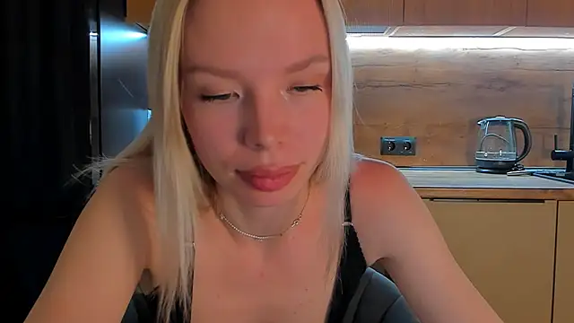 Olivia Bells online show from May 2026 09:20:01 PM