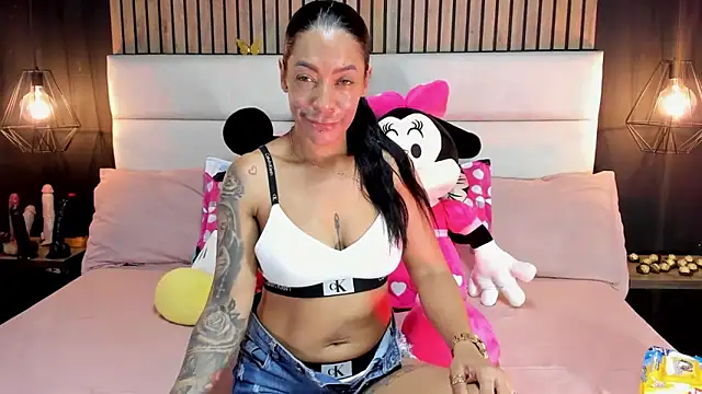 NiicolleMiller online show from February 2025 08:16:02 PM