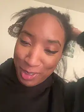 Snapshot of Iceblanca chatting on February 2025 10:09:02 PM Iceblanca online show from February 2025 10:09:02 PM