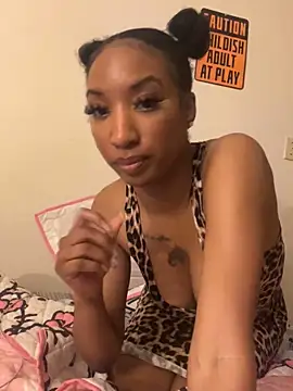 Snapshot of Iceblanca chatting on February 2025 09:10:02 AM Iceblanca online show from February 2025 09:10:02 AM