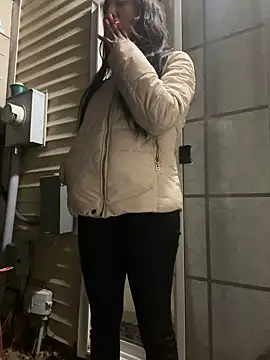 Snapshot of Iceblanca chatting on March 2025 03:29:01 AM Iceblanca online show from March 2025 03:29:01 AM