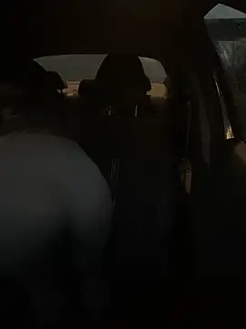 Snapshot of Iceblanca chatting on March 2025 11:02:01 PM Iceblanca online show from March 2025 11:02:01 PM