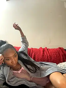 Snapshot of Iceblanca chatting on November 2025 02:45:01 AM Iceblanca online show from November 2025 02:45:01 AM