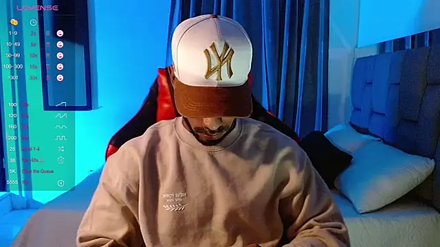 Snapshot of Christian_thor chatting on January 2025 03:52:02 AM Christian thor online show from January 2025 03:52:02 AM