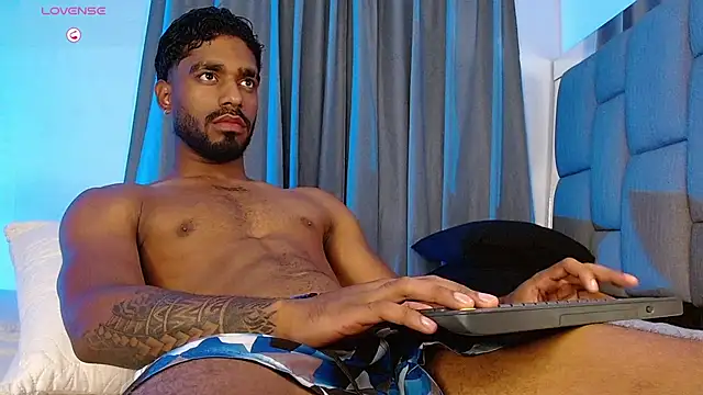 Snapshot of Christian_thor chatting on October 2025 06:12:01 AM Christian thor online show from October 2025 06:12:01 AM