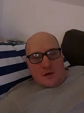 Snapshot of vanjbi45 chatting on February 2025 08:58:01 PM vanjbi45 online show from February 2025 08:58:01 PM