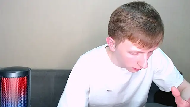 juliaanddima online show from February 2026 11:42:02 PM