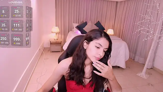 miiaa evans online show from February 2025 03:43:02 AM