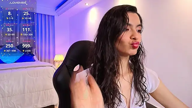 miiaa evans online show from March 2025 03:30:02 AM