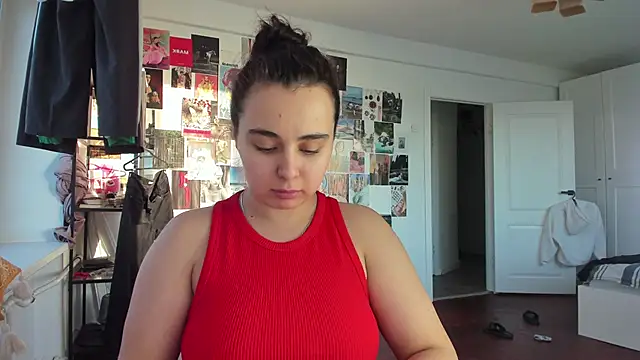 Snapshot of Tenderalise chatting on January 2025 12:36:02 PM Tenderalise online show from January 2025 12:36:02 PM