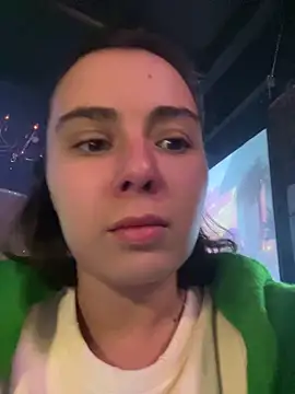 Snapshot of Tenderalise chatting on October 2025 05:56:01 PM Tenderalise online show from October 2025 05:56:01 PM