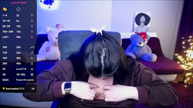 Emily Mo online show from January 2025 06:40:01 AM