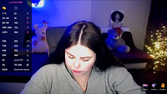 Emily Mo online show from January 2025 06:38:02 AM