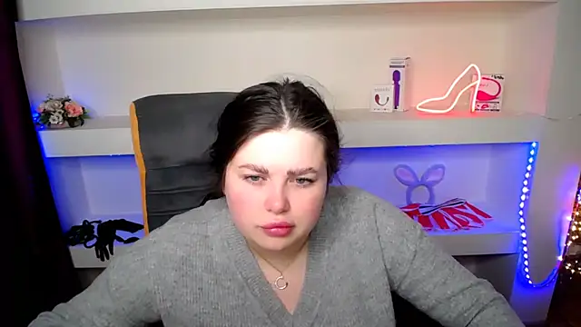 Emily Mo online show from January 2025 06:14:01 AM