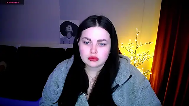 Emily Mo online show from January 2025 06:31:02 AM