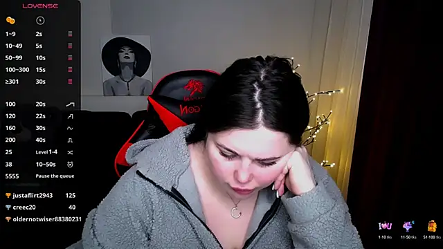 Emily Mo online show from February 2025 09:27:01 AM