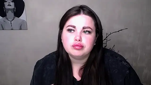 Emily Mo online show from September 2025 05:20:01 AM