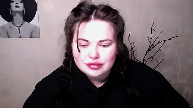 Emily Mo online show from October 2025 05:47:02 AM