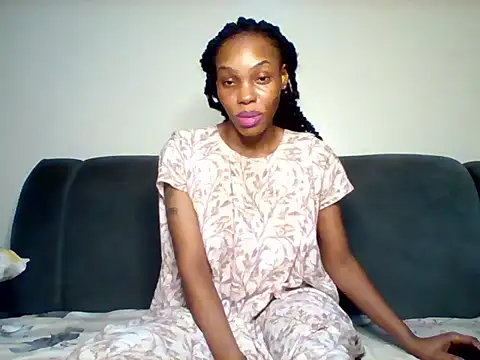 Snapshot of Heavy_Pride chatting on November 2025 06:10:01 PM Heavy Pride online show from November 2025 06:10:01 PM