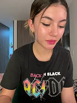 Your Honeey online show from December 2024 12:57:02 AM