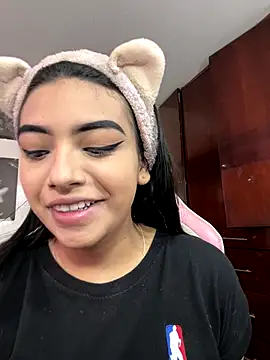 eva six online show from October 2025 05:47:01 PM