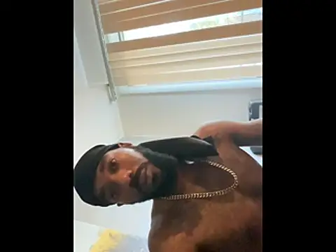 Snapshot of fulsome_change223 chatting on October 2025 09:35:02 PM fulsome change223 online show from October 2025 09:35:02 PM