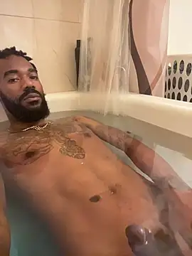 Snapshot of fulsome_change223 chatting on October 2025 01:41:02 AM fulsome change223 online show from October 2025 01:41:02 AM