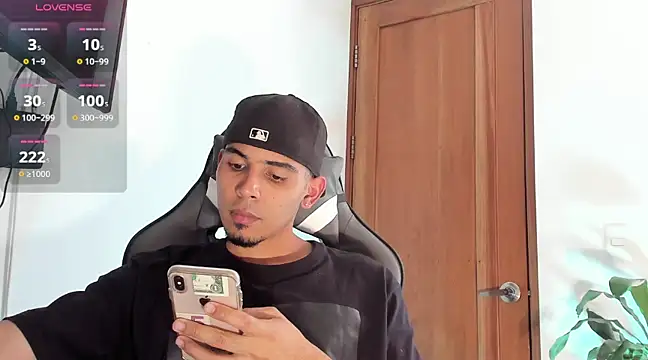 joss 111 online show from February 2025 08:42:02 PM