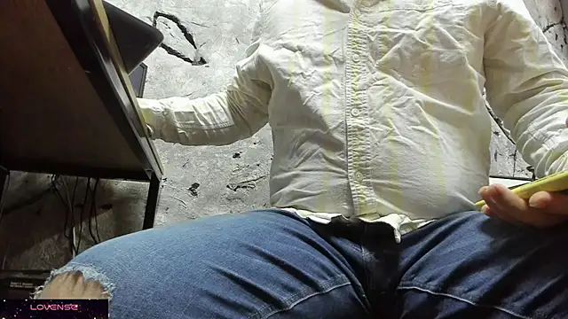 Maxi TheBigDaddy online show from October 2025 01:21:01 PM