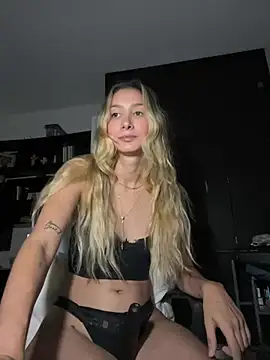 DanikRosse online show from February 2025 06:56:02 AM