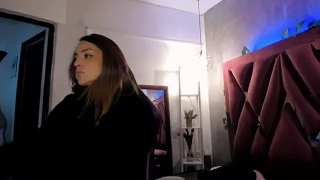 Snapshot of Megan_inked chatting on January 2025 03:11:01 AM Megan inked online show from January 2025 03:11:01 AM