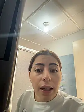 LilaSuni online show from December 2025 02:32:02 PM