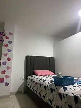 Cat2525 online show from February 2025 02:21:01 AM