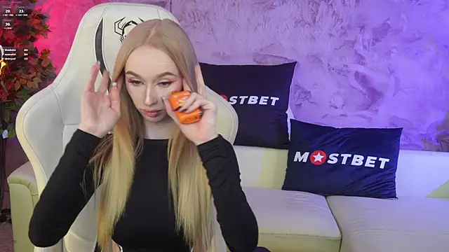 Amelia Blaze online show from December 2024 10:45:02 PM