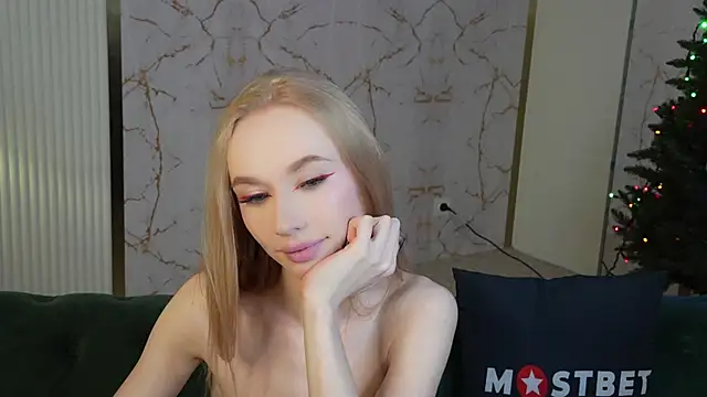 Amelia Blaze online show from December 2024 05:18:02 AM