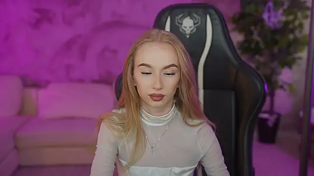 Amelia Blaze online show from February 2025 07:55:02 AM