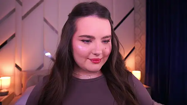 CuteAmberr online show from April 2026 12:33:02 AM