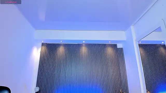 charlottewhitte online show from January 2026 01:28:02 PM