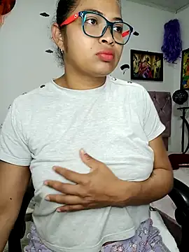 Snapshot of chalohott chatting on December 2025 11:15:01 AM chalohott online show from December 2025 11:15:01 AM