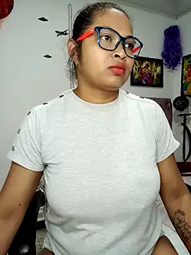 Snapshot of chalohott chatting on December 2025 09:51:01 AM chalohott online show from December 2025 09:51:01 AM