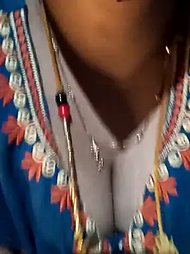 tuttifrutti17 online show from September 2025 05:58:01 PM